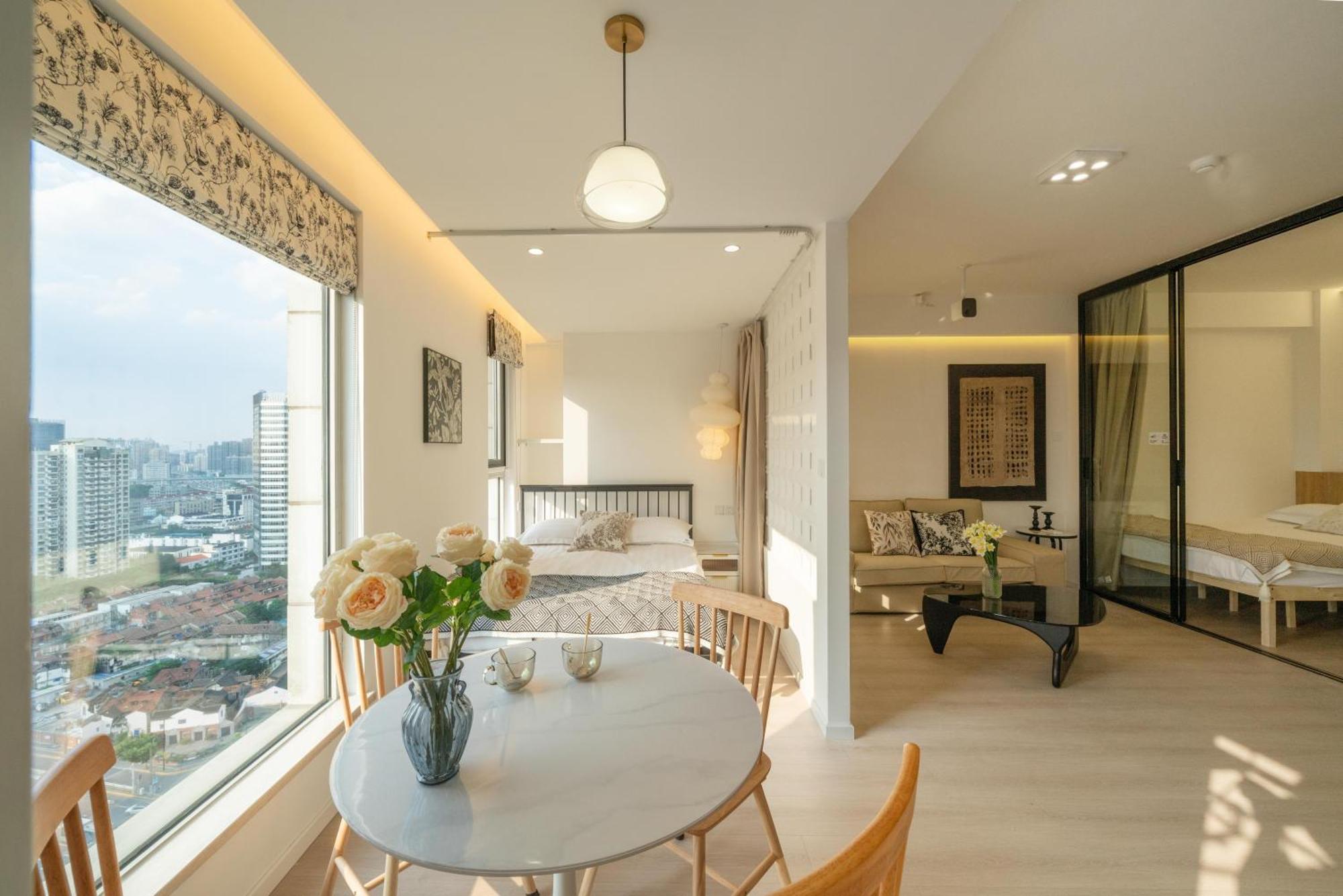 Yi Du - Near Nanjing West Road Commercial District, 350 Walk From The Natural History Museum Subway * Shanghai