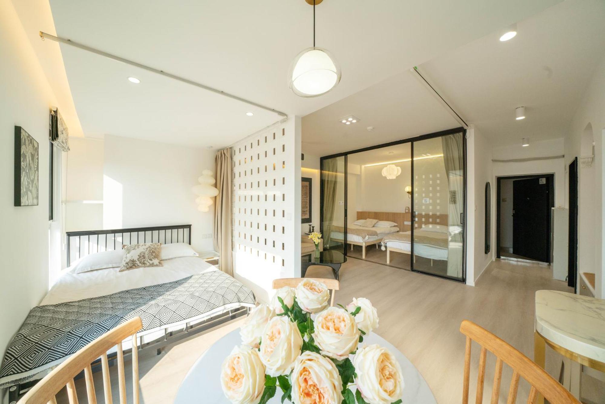 Yi Du - Near Nanjing West Road Commercial District, 350 Walk From The Natural History Museum Subway Apartment *