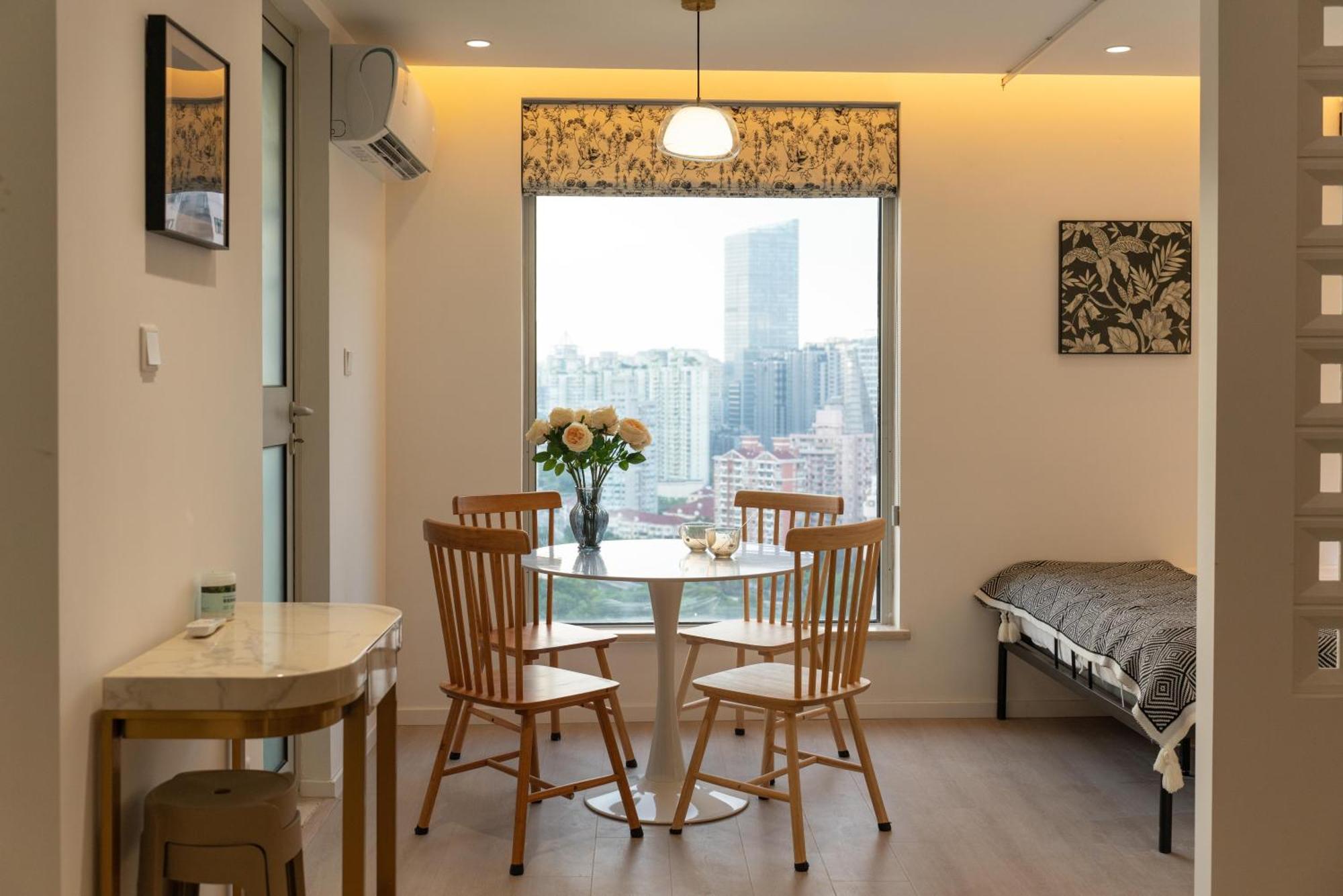 Yi Du - Near Nanjing West Road Commercial District, 350 Walk From The Natural History Museum Subway Shanghai