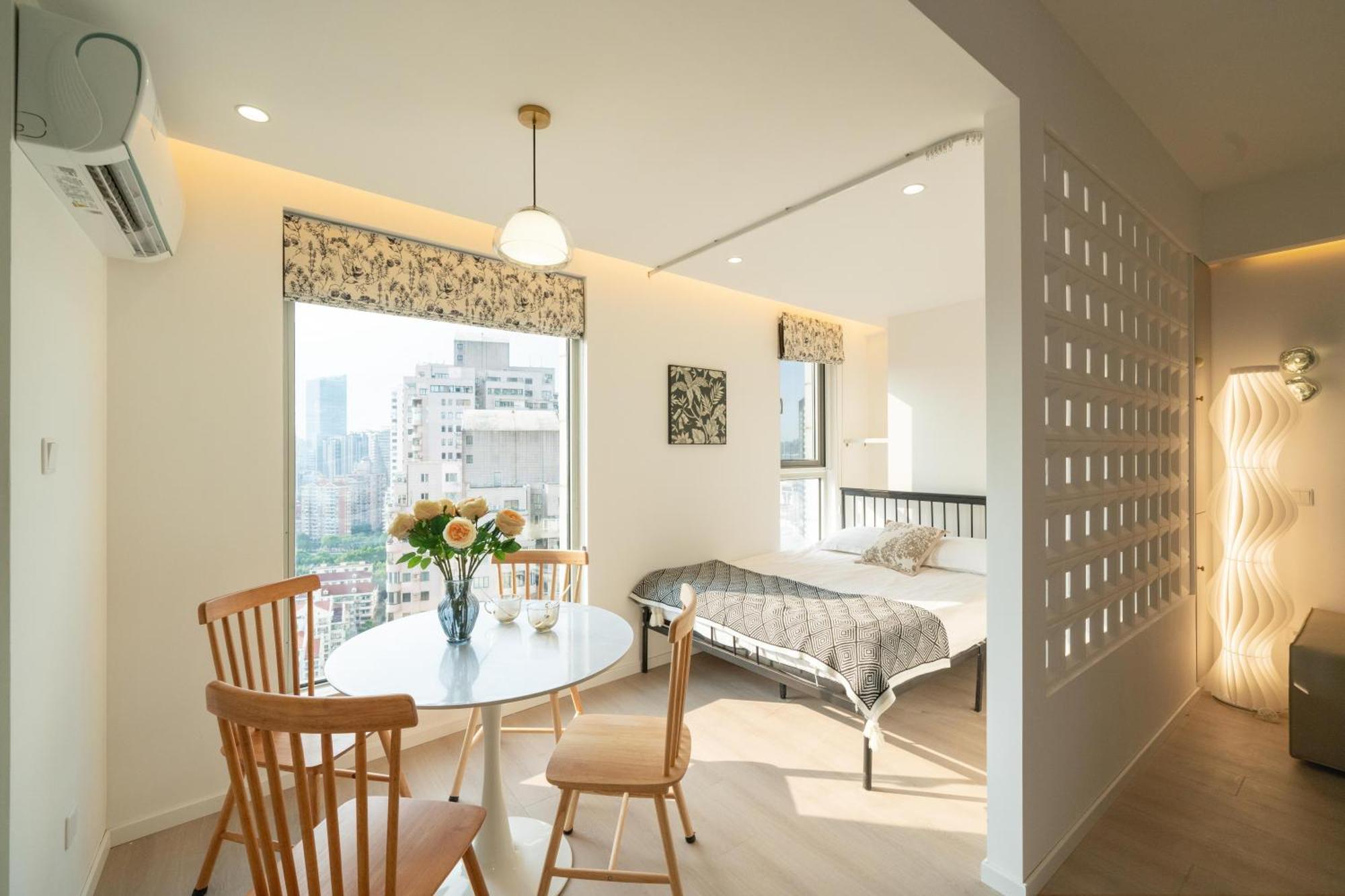 Yi Du - Near Nanjing West Road Commercial District, 350 Walk From The Natural History Museum Subway *