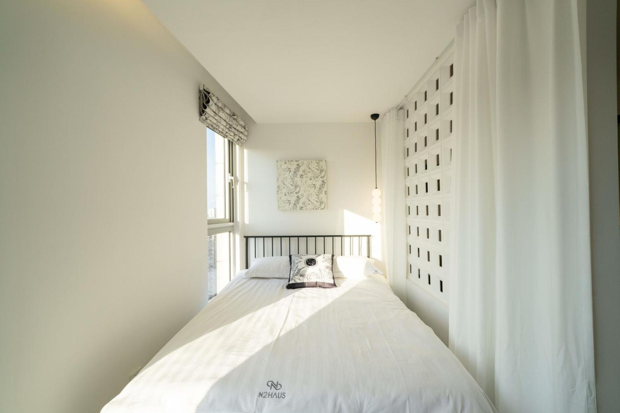 Yi Du - Near Nanjing West Road Commercial District, 350 Walk From The Natural History Museum Subway