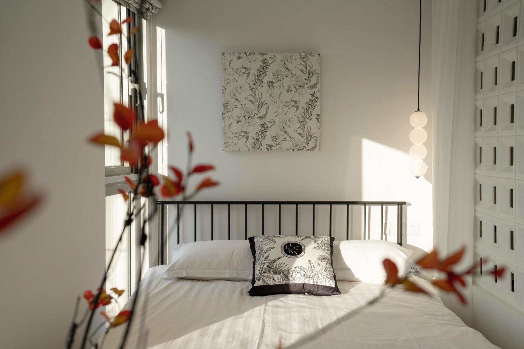 Yi Du - Near Nanjing West Road Commercial District, 350 Walk From The Natural History Museum Subway *
