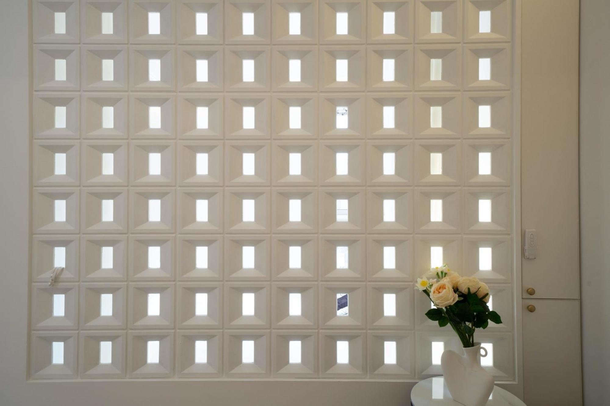 Apartment Yi Du - Near Nanjing West Road Commercial District, 350 Walk From The Natural History Museum Subway *