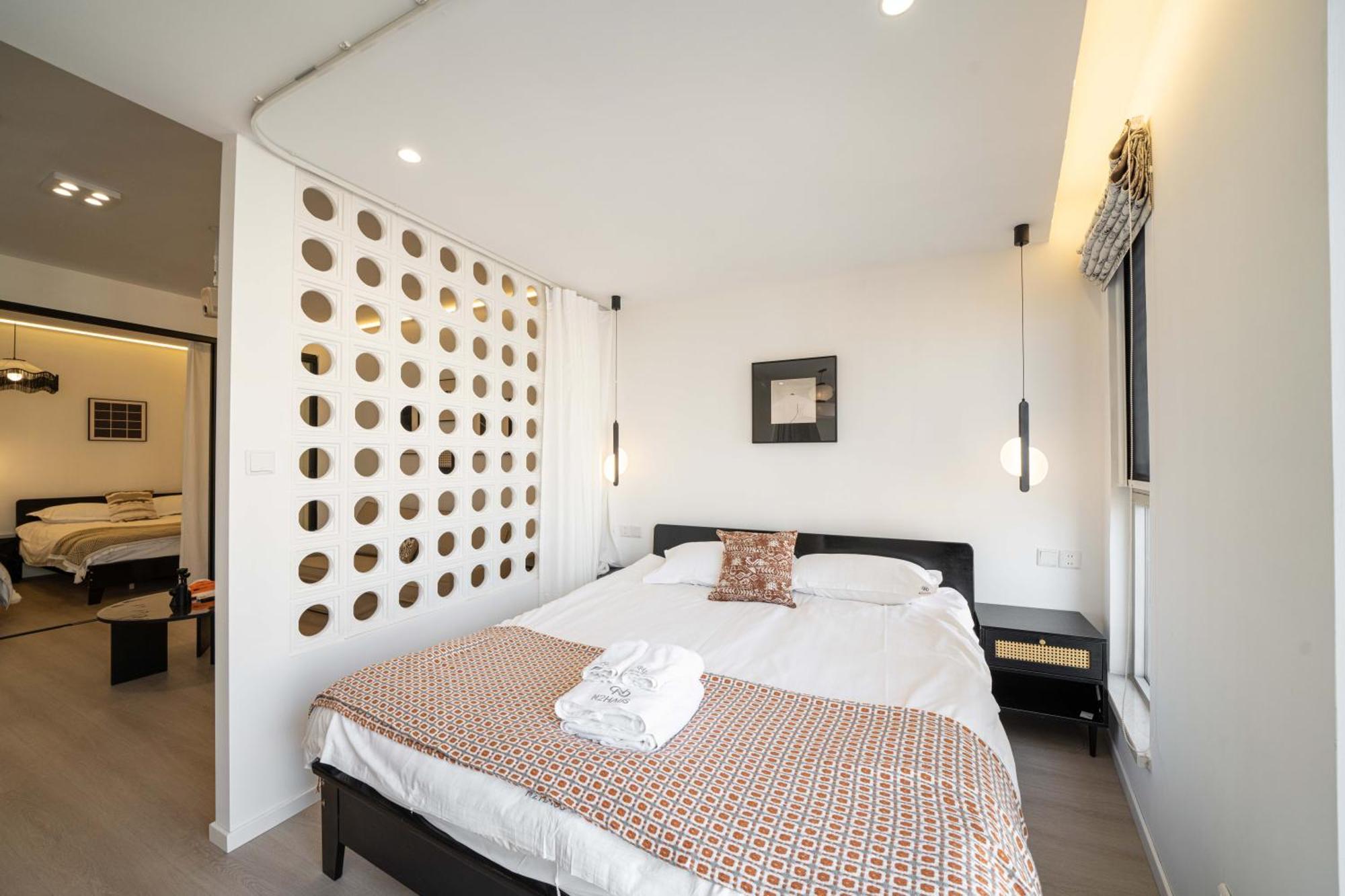 Yi Du - Near Nanjing West Road Commercial District, 350 Walk From The Natural History Museum Subway Shanghai